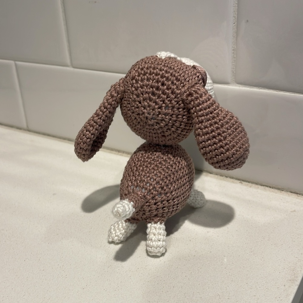 Handcrafted Basset Hound Crochet Amigurumi Figure Toy Dog Puppy Decor - Picture 7 of 11